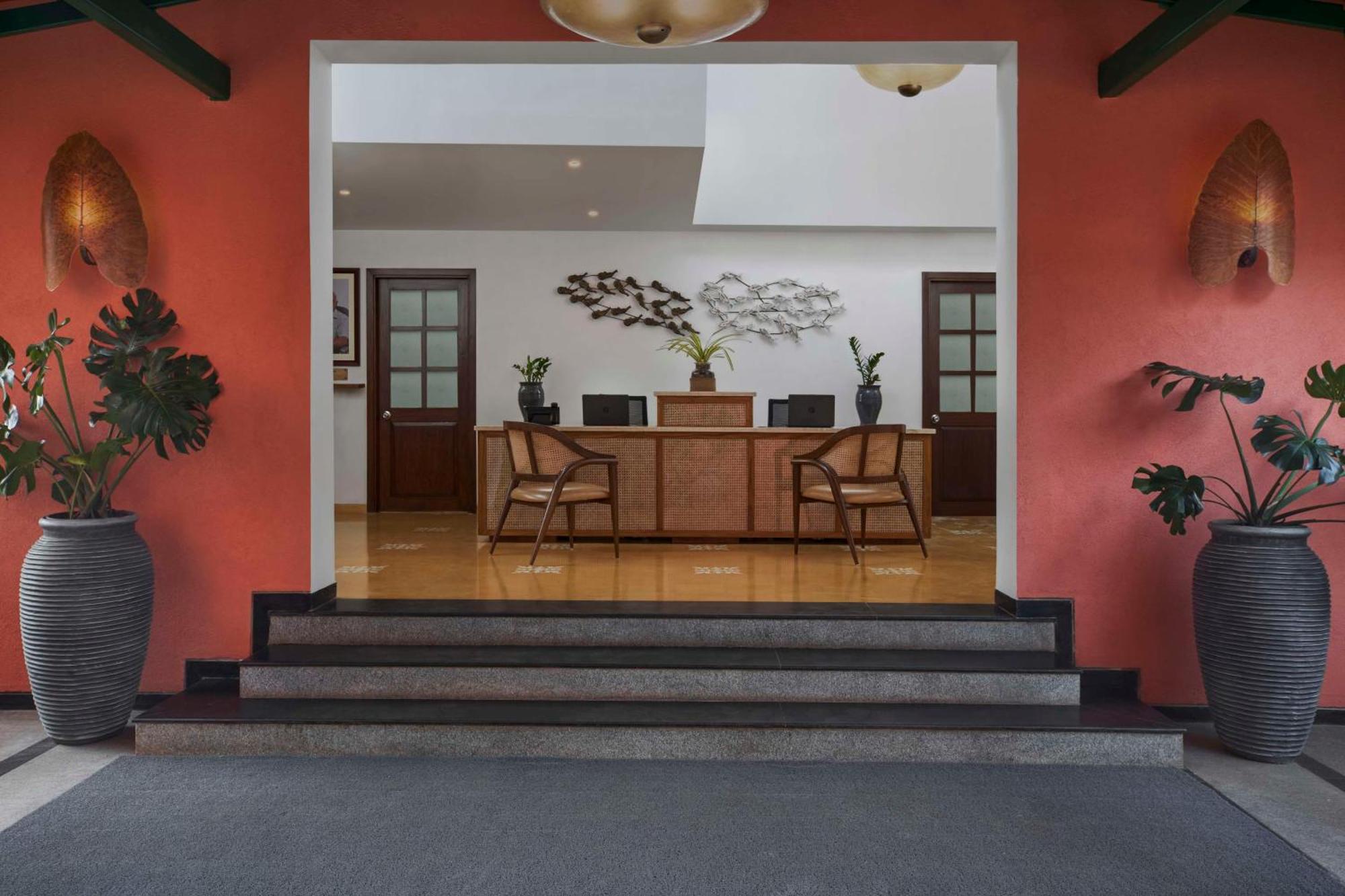 Mandrem Beach Resort, A Member Of Radisson Individuals Retreat エクステリア 写真