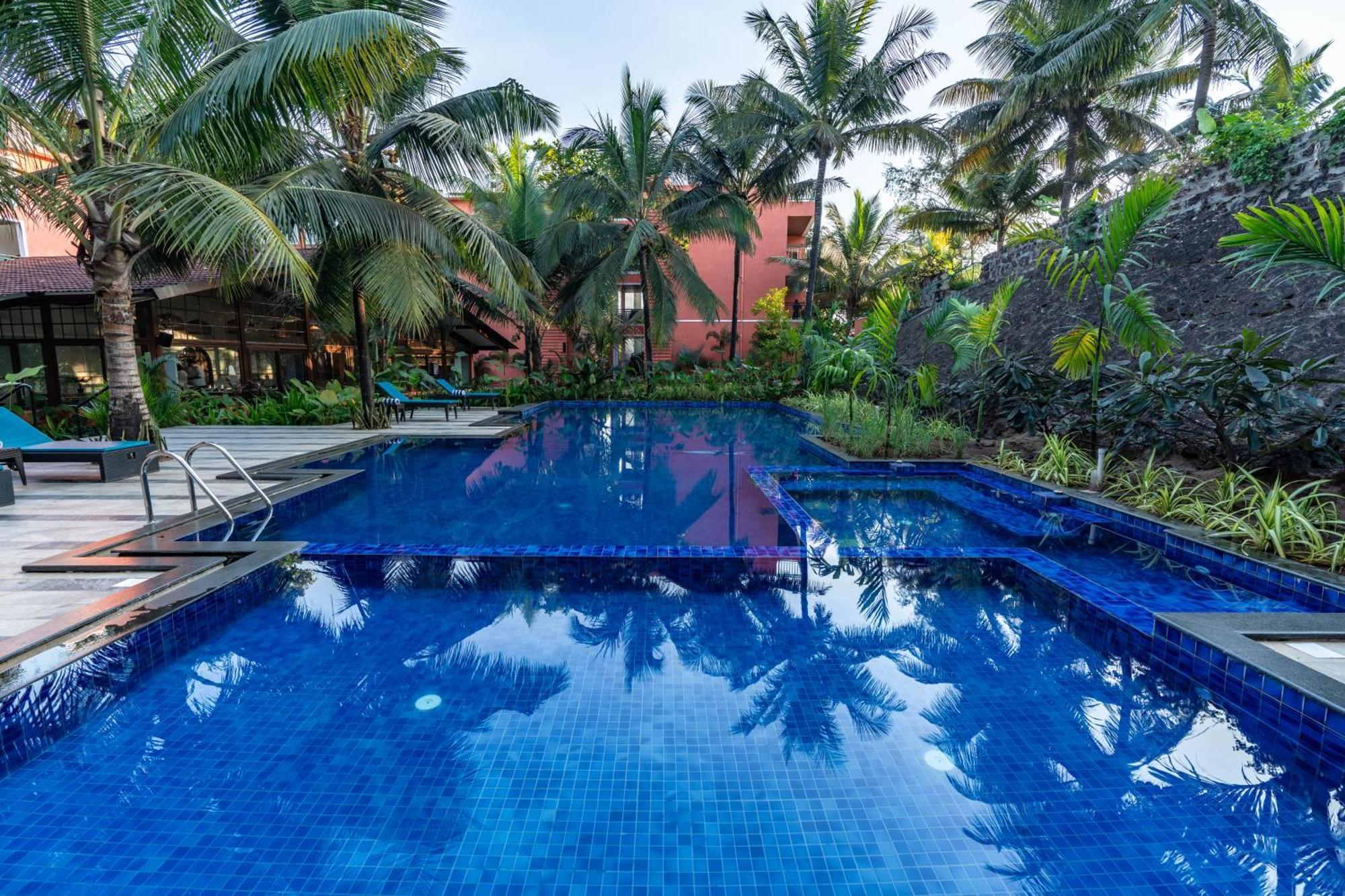Mandrem Beach Resort, A Member Of Radisson Individuals Retreat エクステリア 写真