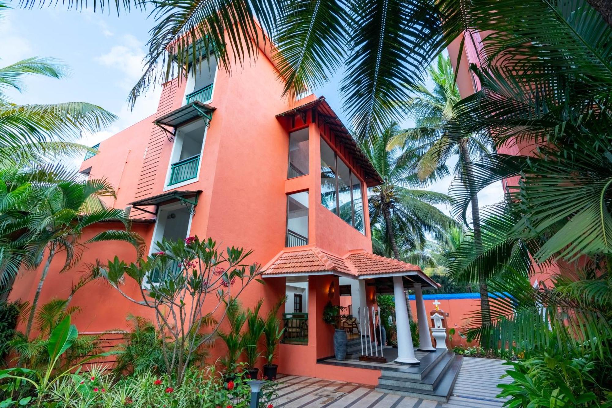 Mandrem Beach Resort, A Member Of Radisson Individuals Retreat エクステリア 写真